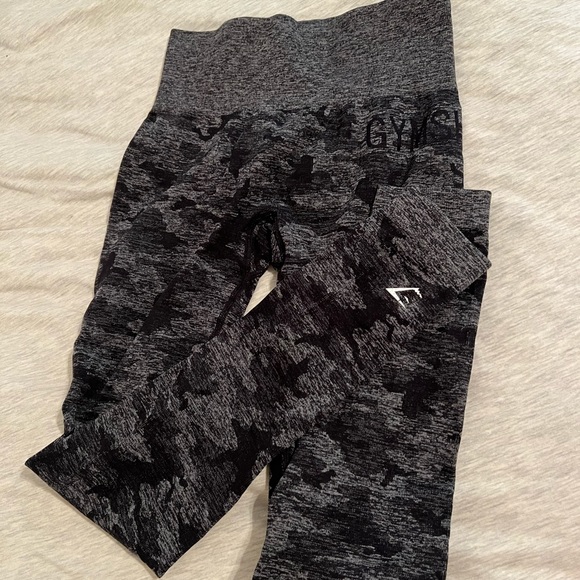 Gymshark Adapt Camo Seamless Leggings - Picture 4 of 8